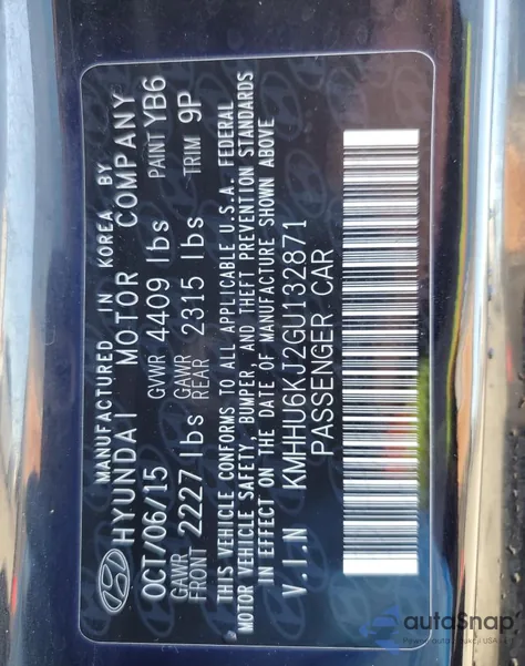 2016 Hyundai Genesis 3.8 Ultimate z USA, uszkodzony, nr VIN KMHHU6KJ2GU132871